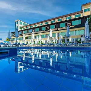 Hotel Montecito, Sofie